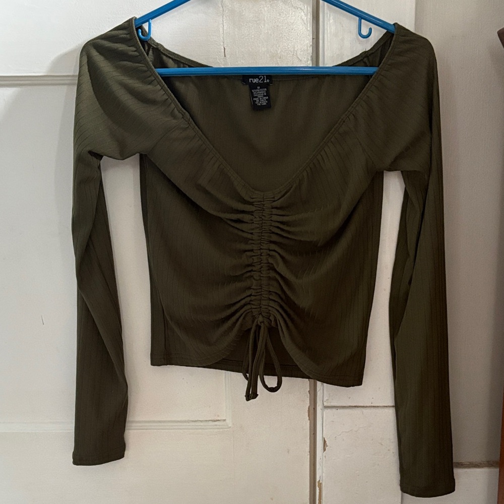 Rue21 Dark Olive Long Sleeve Ruched Top